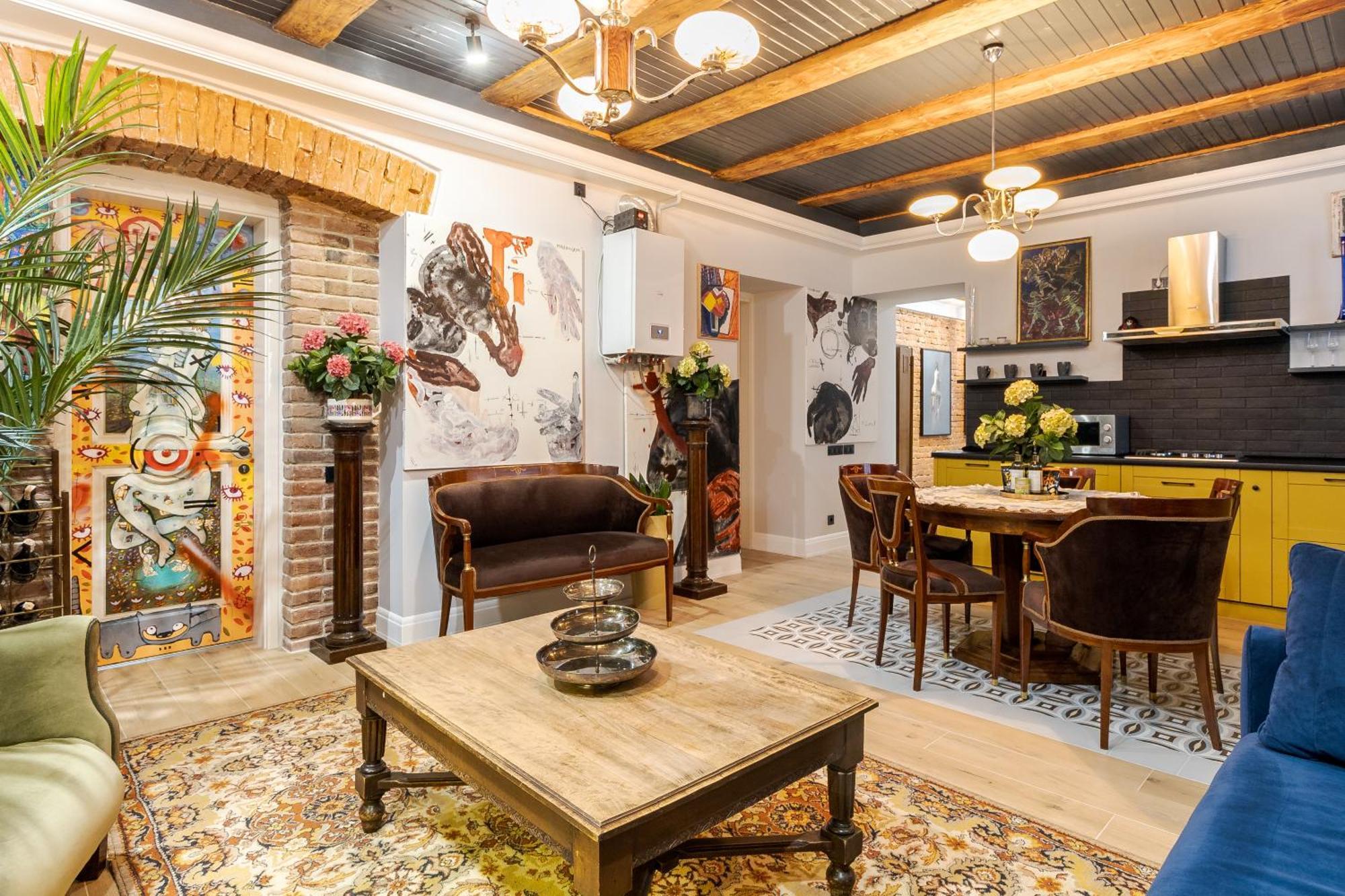 Apartment художня резиденція львова Lviv
